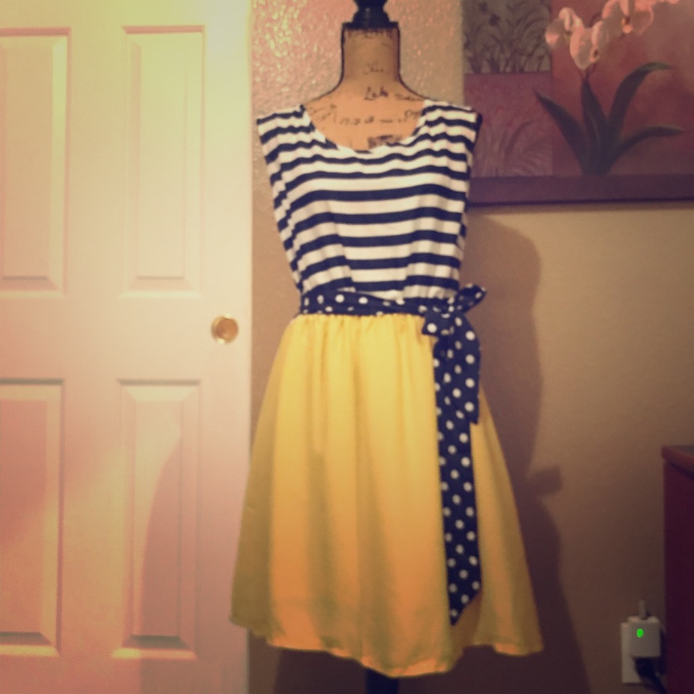 Navy, White & Yellow Summer Dress Juniors L